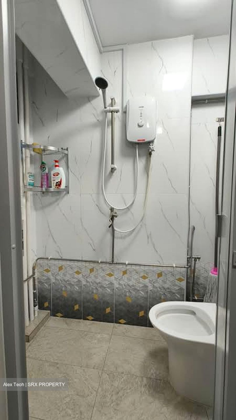 Blk 9 Selegie House (Central Area), HDB 3 Rooms #574478881
